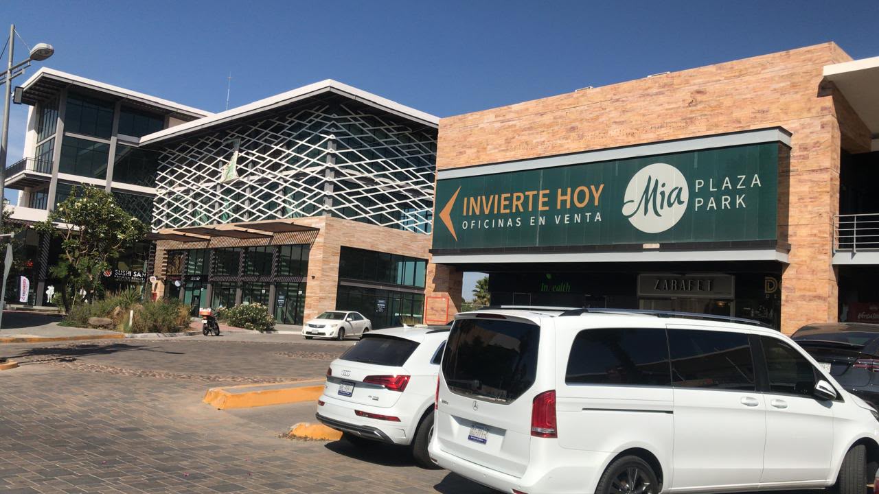 Local Comercial Plaza Mia Perisur